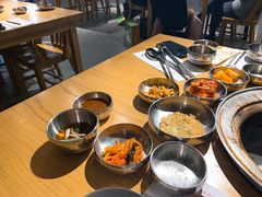 小菜-姜虎东白丁烤肉(恒隆广场店)
