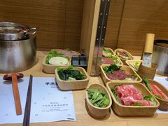 -独食火锅·半米屋台(直营总店)