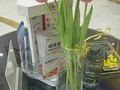 -雅悦齿科(顾村公园店)