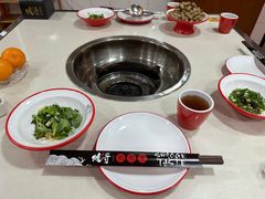 -烧哥美蛙肥肠鱼火锅·十五年社区店