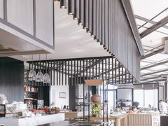 -瑰丽酒店·海吧·天际下午茶·现场DJ·天台酒吧