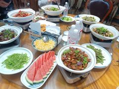 -小小饭店·休闲农庄·安吉松树林里的农家菜