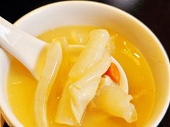 -鲜入唯煮·港式海鲜牛肉火锅(金宝街店)