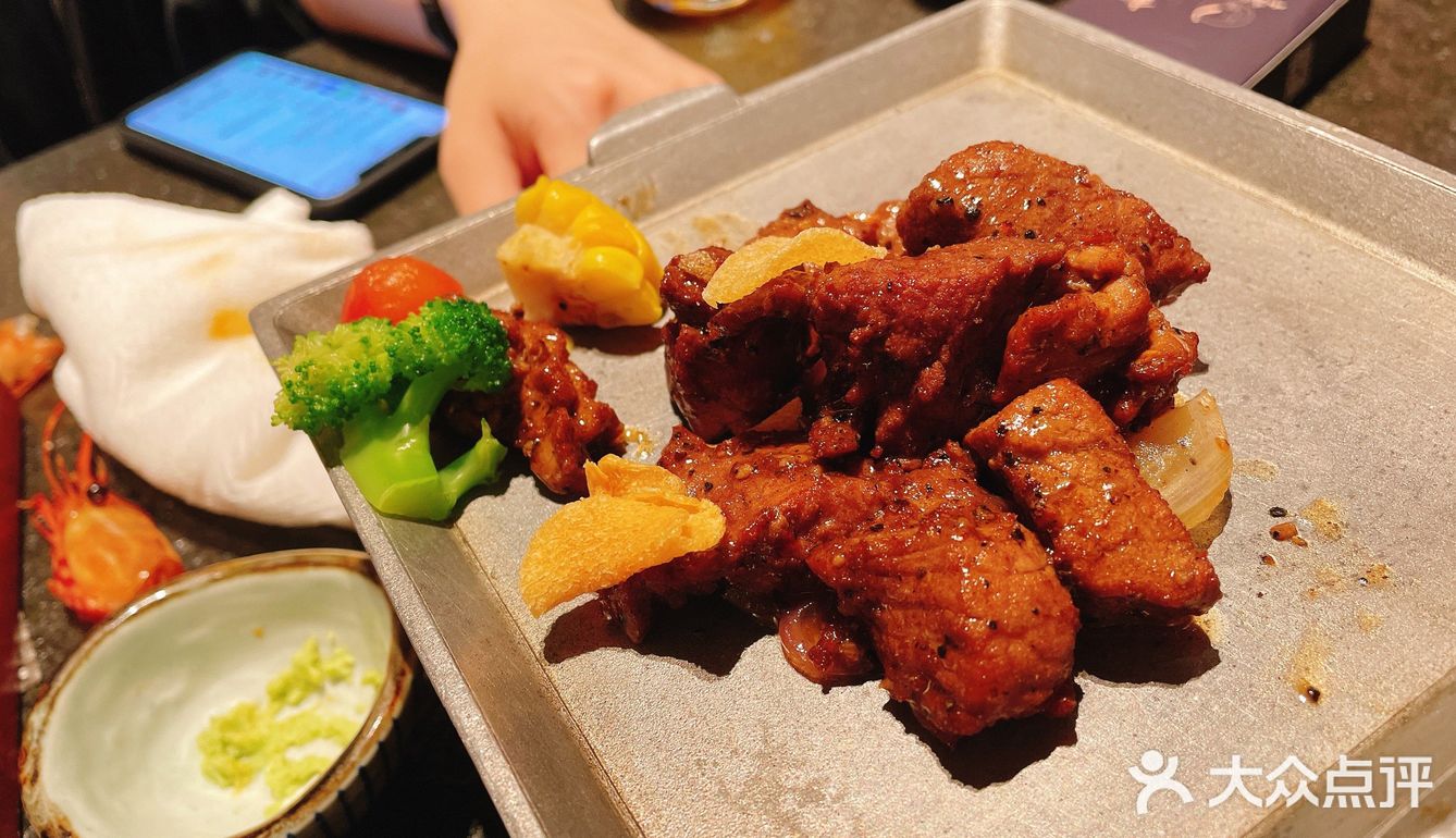 吃到扶墙的品质日料自助餐厅