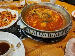 -喇喇排骨火锅·传统韩式脊骨汤(望京西园总店)