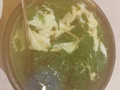 菊叶蛋汤-吉事利茶餐厅