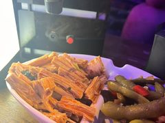 -UP嘻哈酒吧(粉巢店)