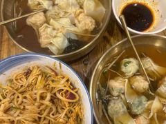-荣记歡喜·馄饨铺(开发区振华购物中心店)