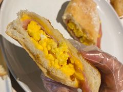 -必胜客(阿罗海店)