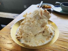 -包整·丝娃娃(一览甲秀楼风景店)