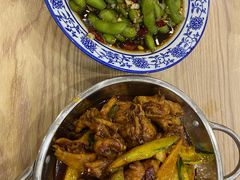 -江城燕子大排档(江汉路步行街店)