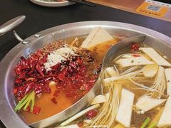 -沸炉重庆老火锅(军事博物馆店)