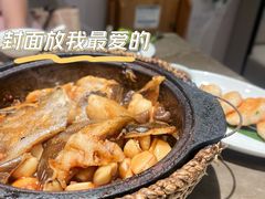 砂锅碟鱼头-双合园·海鲜水饺青岛菜(大尧三路店)