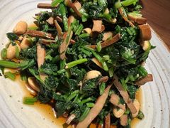青年拌菜-青年公社烤鸭(宝杨宝龙广场店)