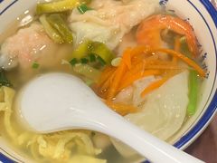 -长人馄饨铺(解放街店)