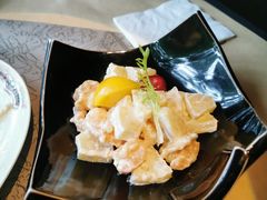-穹六人间 people 6(岳阳路店)