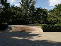 -玲珑塔公园