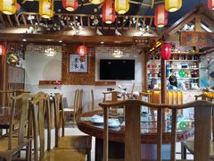 大堂-东来菜馆•手抓海鲜家常菜•海鲜锅贴(鸽子窝店)