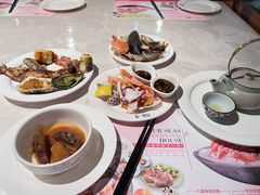 -四海一家自助餐(益田假日广场店)