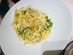海蜇皮拌白菜-鸽子侯·家宴·平价海鲜(绿地店)