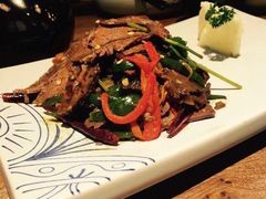 手撕美人椒拌牛肉-云海肴·汽锅鸡·云南菜(美罗城店)