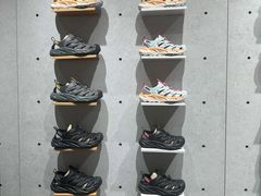 -HOKA(北京蓝色港湾店)