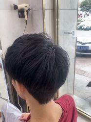 -苏奇发型·烫发染发