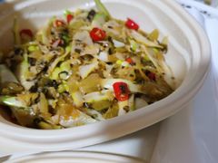 -琥珀老六龙虾(四里河店)