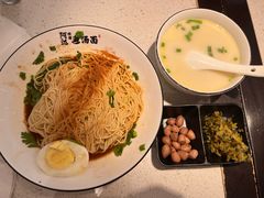 -阿达师傅鱼汤面