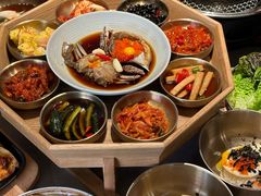 -草家酱蟹炭火烤肉店(珲春南路一店)
