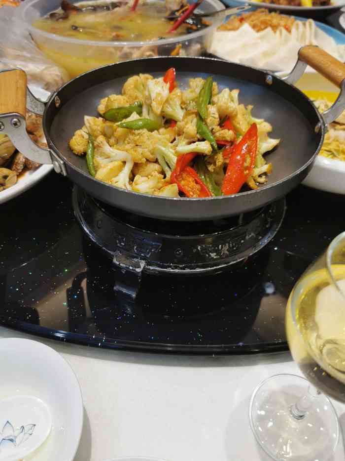 香山湖百宴楼(马群花港店)-"最近这家店吃的有点多,在马群那边,附近算