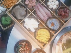 -芈重山老火锅(广州首店)