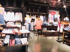 -Hollister Co(杭州万象城店)