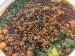 -荀记肉夹馍(三八家乐福店)