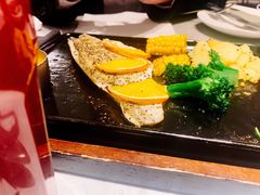 -必胜客(宁海西子国际店)