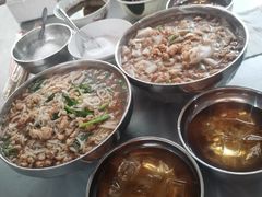 -正宗杨记普洱酸醋米线(总店)
