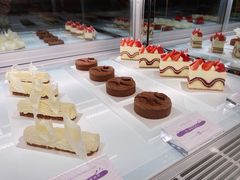 -潮一不贰·法式甜品·生日蛋糕·西式简餐(外滩店)