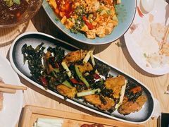 -小镇大厨新概念复合中餐厅(万达广场大连高新店)