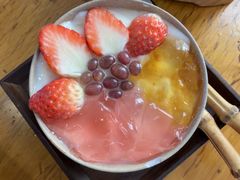 恋恋草莓豆花-桥香园过桥米线(国贸店)