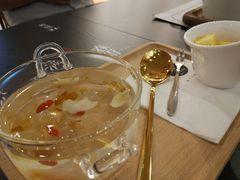 桃胶凉粉-炖物24章·顺时轻养茶(杭州大厦店)