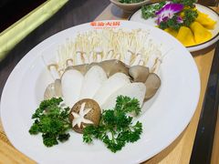-豪渝火锅(李家村万达店)