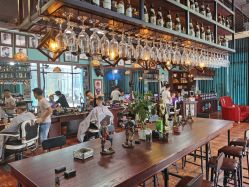 -青青男士理发馆（绅士复古油头馆）