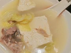 -皇城根·鲁菜济南菜·吊炉烤鸭·炒鸡鱼头(济南旗舰店)