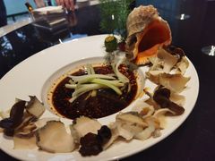 捞汁大海螺-夜宴江景餐厅