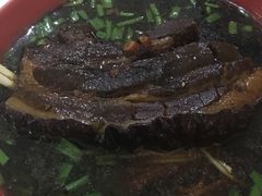-小龙大肉面馆