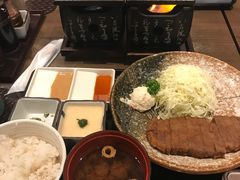 -牛かつもと村(原宿店)