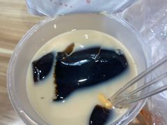 -八婆婆烧仙草(SM城市广场店)