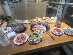 -加尔森烤肉海鲜·火锅烧烤自助