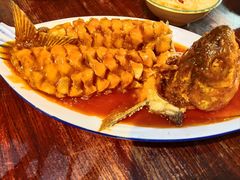 -蓝田九大碗民俗食府(蓝田店)