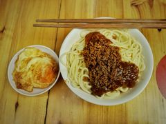 蒜香杂酱面-张记老成都杂酱面红油水饺(南虹雅园店)